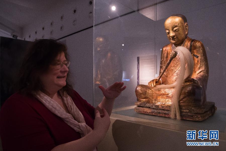 中国僧人肉身宝像在匈牙利自然科学博物馆展出