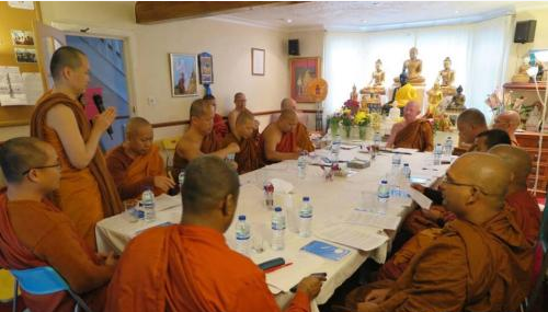 英国牛津佛寺举行上座部僧伽会议